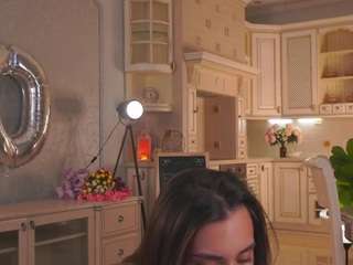 Live webcam model roseleeraderstorf on Soda Cams