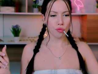 Live webcam model diara-ti on Soda Cams