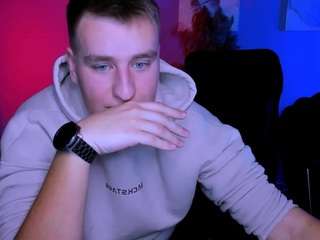 michael-strong's CamSoda show and profile