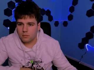 michael-strong Live Webcam on CamSoda