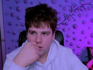 michael-strong Live Webcam on CamSoda