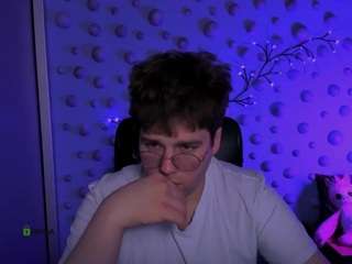 michael-strong Live Webcam on CamSoda