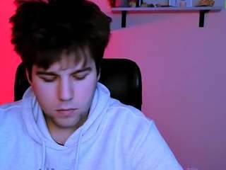 michael-strong Live Webcam on CamSoda