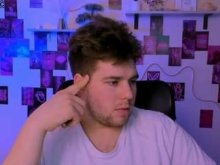 michael-strong Live Webcam on CamSoda