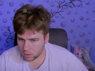 michael-strong live cam profile