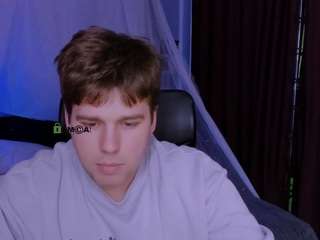 michael-strong's CamSoda show and profile