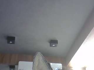 skinnykittencam webcam