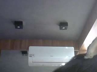 skinnykittencam webcam