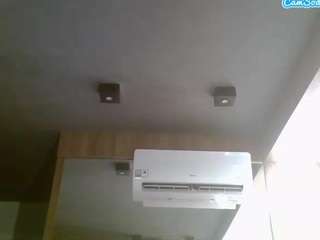 skinnykittencam's CamSoda show and profile