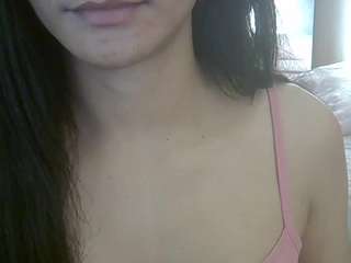 โมเดลนี้กำลังถ่ายทอดสดอยู่. skinnykittencam
