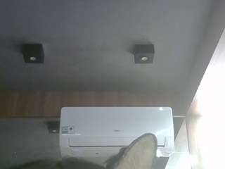skinnykittencam