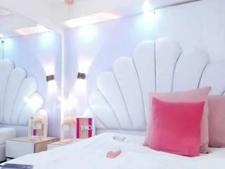 thalia-nichols Live Webcam on CamSoda