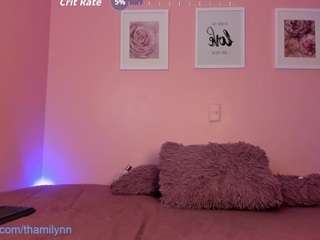 Live webcam model thamiilyn on Soda Cams