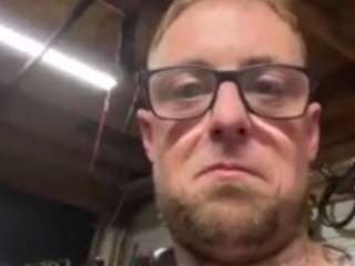 therriendave28 Live Webcam on CamSoda