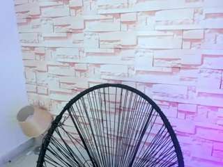 Live Sex Chat with Ailin-12 (@ailin-12)