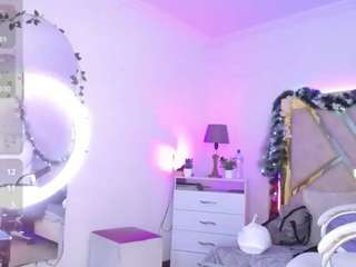 alexxa-moon webcam camsoda model stream image