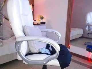 alexxa-moon Live Webcam on CamSoda