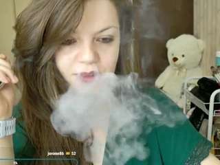 alicecutewhip Toys live webcam