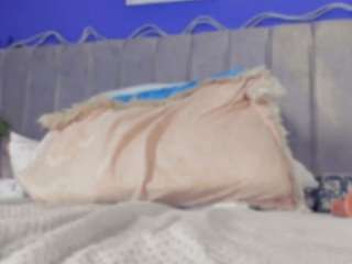 AuraEbony