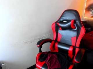 honeyluxe's CamSoda show and profile