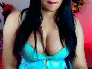 magiccouplelive Live Webcam on CamSoda