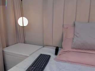 melanie-hillz Brown live webcam