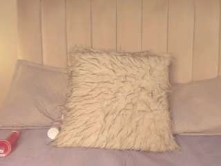 melanie-hillz live cam profile