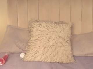 melanie-hillz live cam profile