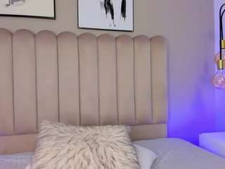 melanie-hillz Sex Cam Show