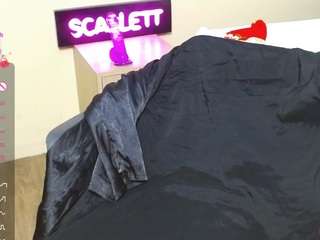 scarlethott Live Webcam on CamSoda