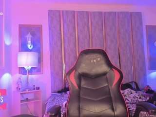 sexxyvalen Live Webcam on CamSoda