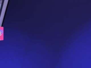 sexxyvalen Live Webcam on CamSoda