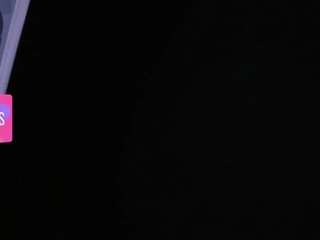 sexxyvalen's CamSoda show and profile