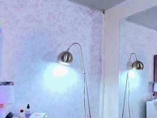 sienna-desiree Live Webcam on CamSoda