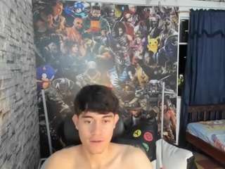 zarek-orion's CamSoda show and profile