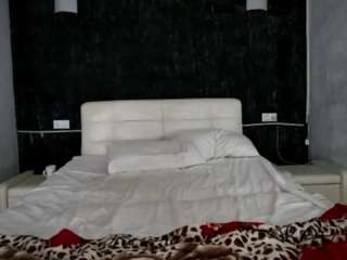 angeldreamso's CamSoda show and profile