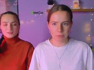 jenna-elayne's CamSoda show and profile