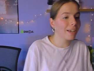 jenna-elayne's CamSoda show and profile