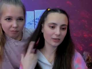 jenna-elayne's CamSoda show and profile