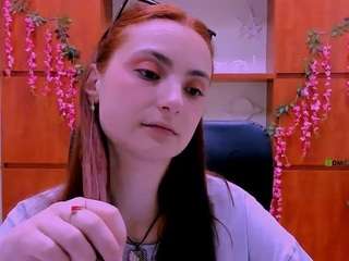 jenna-elayne's live room