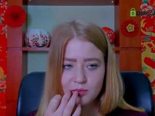 jenna-elayne live cam preview