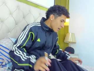 jhosexguy Sex Cam Show
