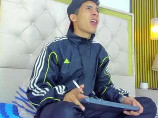 jhosexguy Sex Cam Show