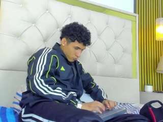 jhosexguy Sex Cam Show