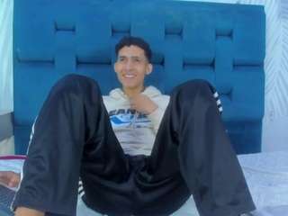 jhosexguy Sex Cam Show
