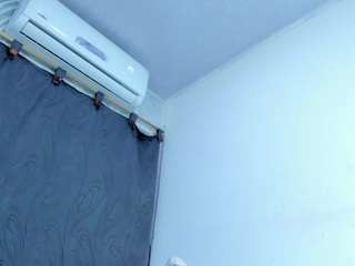 Jhosexguy's cam show statistics and live stream