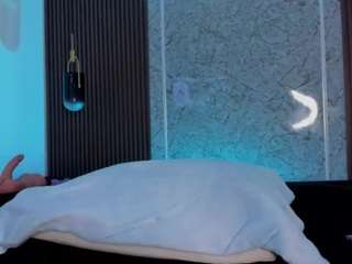 Maye-Wells live webcam show