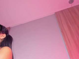 Melanie-jeannn - Live Cam on CamSoda