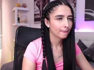 mia-liore Live Webcam on CamSoda