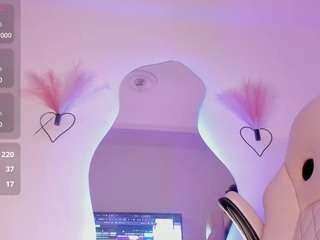 mia-royal webcam model